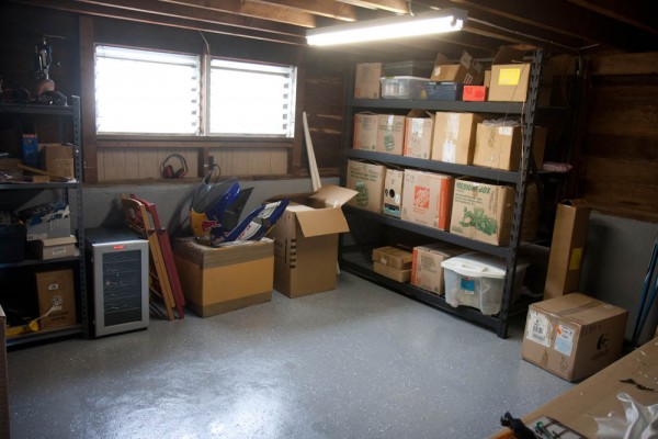 After moving all the stuff from the other room and the hallway, the west room is now full of stuff again. 